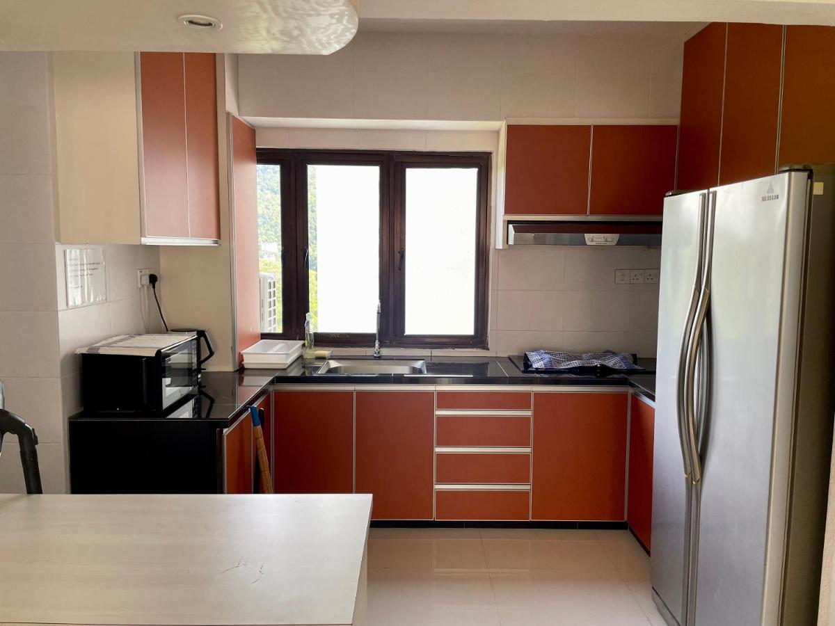 Ferienwohnung The Ferringhi Sea View At Sri Sayang Batu Feringgi Exterior foto