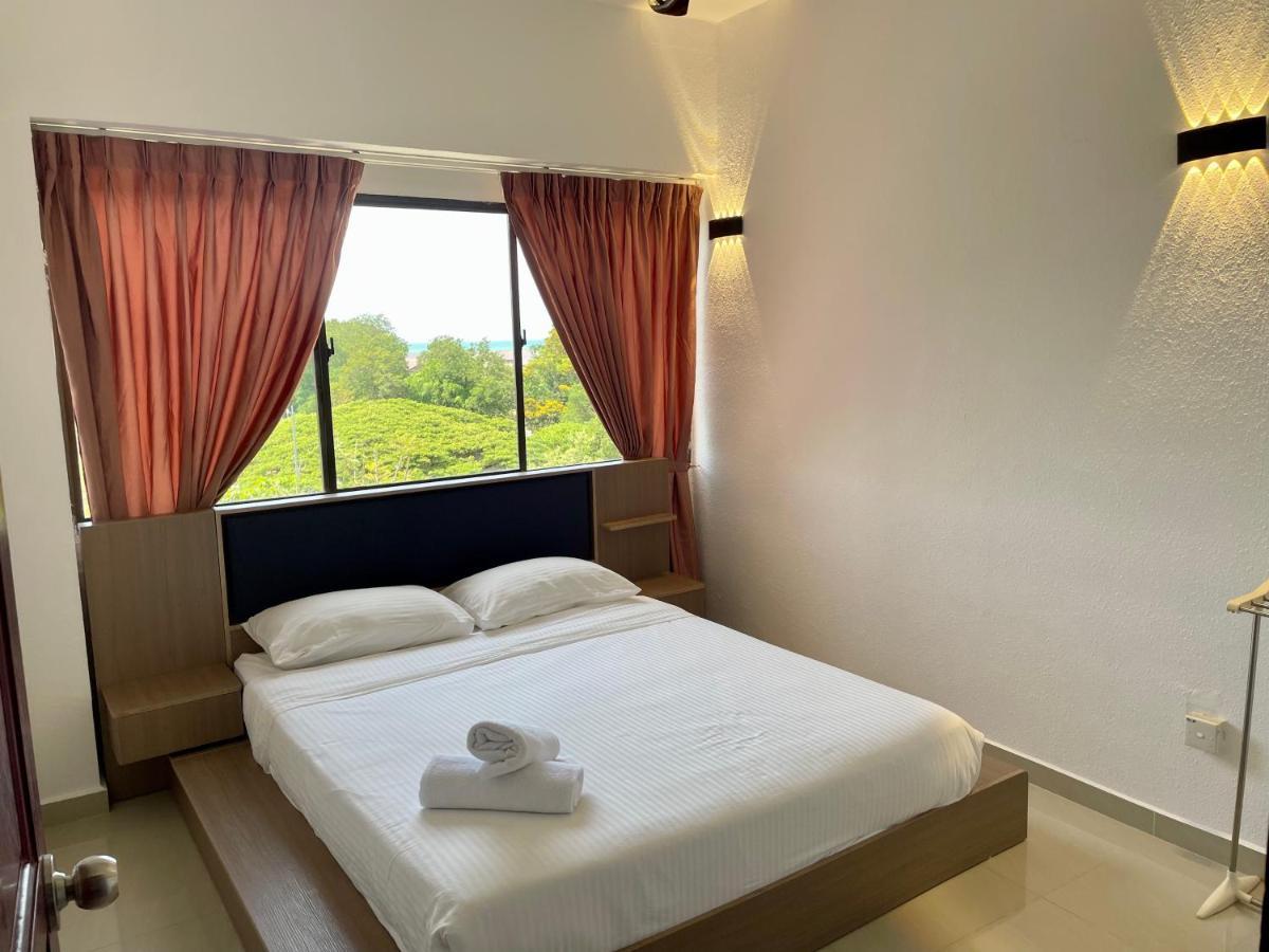 Ferienwohnung The Ferringhi Sea View At Sri Sayang Batu Feringgi Exterior foto
